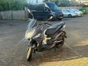 SYM JET 14 1-CILINDER, 4-TAKT, LUCHTGEKOELD INJECTIE MAT BLA — SCOOTERS | SYM — MARKTPLAATS