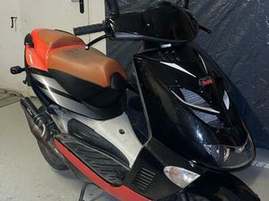 APRILIA SR50 (RACING)