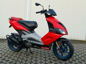 APRILIA SR 50 R SPAIN‘S NO.1 25ER MOFA & 45 KMH PAPIERE 2-TAKTER