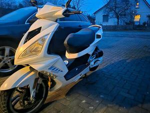 PEUGEOT SPEEDFIGHT 3 - MIT PAPIERE FUNKTIONIERT ABER BASTLER