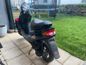 VERKAUFE EIN MOFA ROLLER DER MARKE PEUGEOT ZENITH