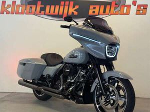 HARLEY-DAVIDSON STREET GLIDE FLHX 117 *INCL BTW* KRAUS/TRASK/KROMEWERKS/DYNOJET GRIJS