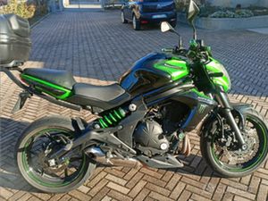 MOTO KAWASAKI CC650 2016