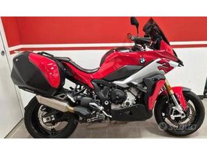BMW S 1000 XR RED CON BORSE LATERALI