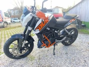 KTM DUKE 125