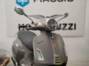 PIAGGIO VESPA 125 GTS SUPER