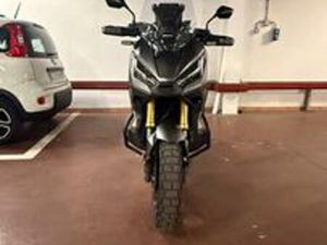 HONDA X-ADV 750