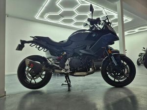 BMW F 900 XR TRIPLE BLACK ALGUEIRÃO-MEM MARTINS
