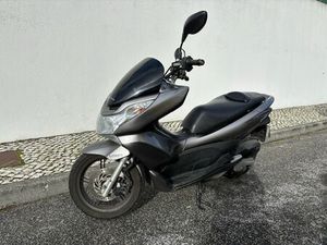 HONDA PCX 125 CARNAXIDE E QUEIJAS