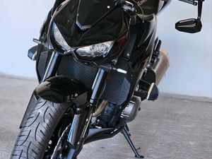 KAWASAKI Z1000 BLACK EDITION