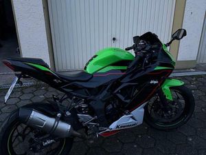 KAWASAKI NINJA 125 CCM