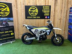 HUSQVARNA 701 SUPERMOTO 690 CC