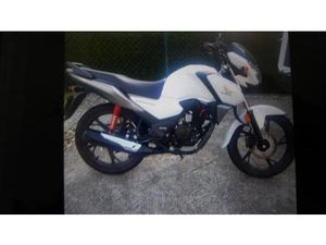 HONDA CBF125M,WEISS METALLIC,ZWEIKOLBEN BREMSSATTEL,TOP ZUSTAND