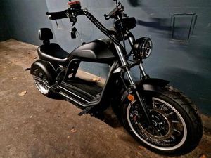 E-ROLLER E-SCOOTER MIT STRAßENZULASSUNG