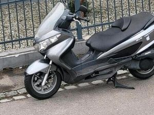 SUZUKI BURGMAN