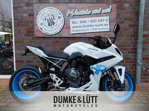 SUZUKI GSX 8R, ABS, AKRAPOVIC