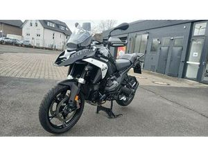 BMW R 1300GS TRIPLE BLACK