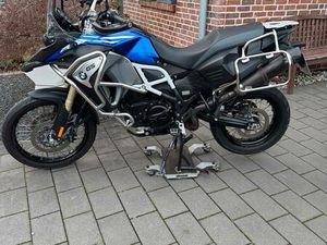 BMW F 800 GS ADVENTURE MOTORRAD MIT KOFFERSYSTEM