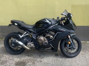 HONDA CBR650R