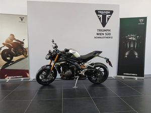 MOTO NEUVE: TRIUMPH SPEED TRIPLE 1200 RS