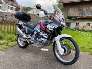 HONDA XRV 750 AFRICA TWIN