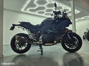 BMW F 900 XR TRIPLE BLACK
