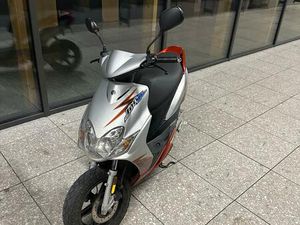 YAMAHA JOG R ROLLER 50ER