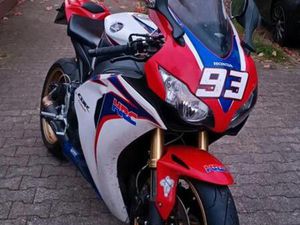 HONDA CBR 1000 RR SC59