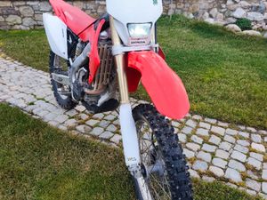 HONDA CRF 250 X →