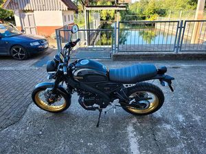 YAMAHA XSR 125 LEGACY