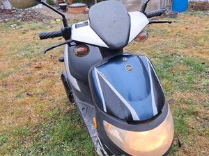 KEEWAY ROLLER 50 CCM 2-TAKTER