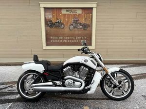 2011 HARLEY-DAVIDSON VRSC 2011 HARLEY-DAVIDSON VRSC