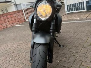 SUZUKI GLADIUS SFV650