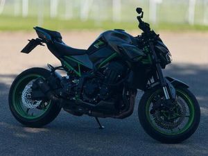 KAWASAKI Z900 - GEPFLEGT, TÜV 07/2027, STILVOLLE UMBAUTEN