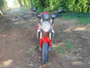 MV AGUSTA BRUTALE 750 MV AUGUSTA 750 ROSSO