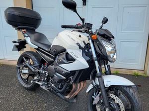 YAMAHA XJ6 (ABS)