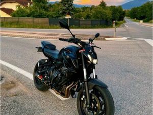 MT07 FULL BLACK 2021 A2