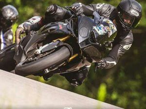 BMW S 1000 RR 1000 CC, SUPERBIKES