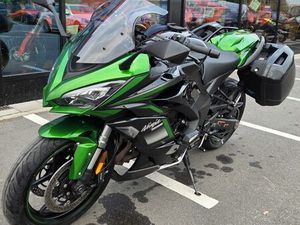 KAWASAKI NINJA 1000 SX PERFORMANCE/TOURER AKRAPOVIC