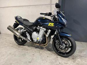 ② SUZUKI GSF1250S BANDIT MET WEINIG KM'S IN MOOIE STAAT