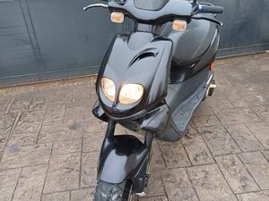 VEND SCOOTER 700EUROS