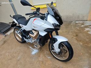 MOTO GUZZI V100 MANDELLO