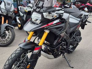 SUZUKI V-STROM 1050 DE
