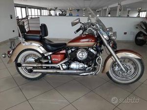 YAMAHA XVS 650 DRAG STAR CLASSIC