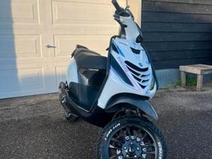 PIAGGIO ZIP 70CC — SCOOTERS | PIAGGIO — MARKTPLAATS