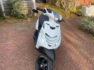 PIAGGIO ZIP H2O 70CC 2TAKT (ORGINEEL) — SCOOTERS | PIAGGIO — MARKTPLAATS