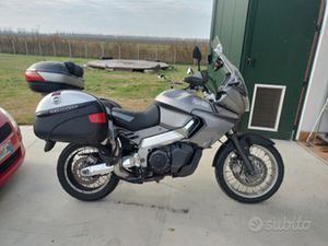 APRILIA CAPONORD ETV 1000 2004