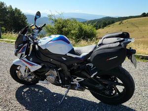 BMW S1000R HP 2019 – JANTES FORGÉES, SELLE PERSONNALISÉE, ETC