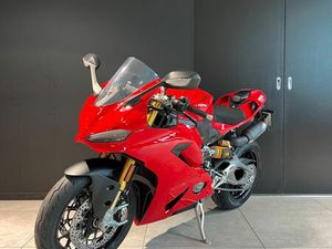 DUCATI PANIGALE V2 S 2025, 2550 KM, A PARTIR DE 210E/MOIS
