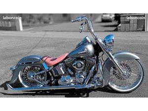 SOFTAIL DELUXE SHOW BIKE CHICANOS